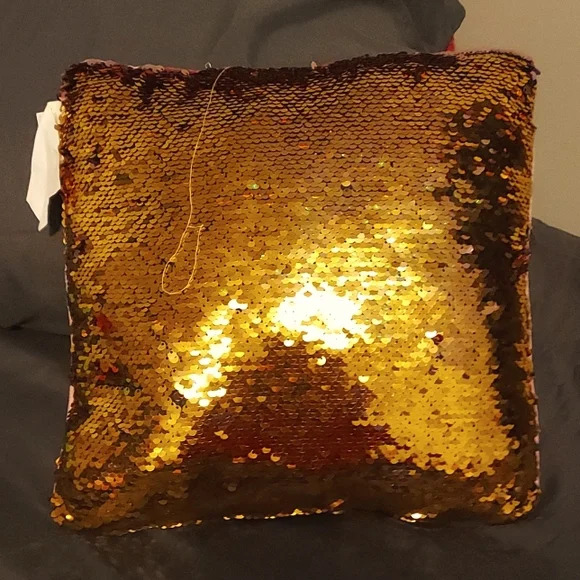 Flip Sequence Pillow - Pink to Yellow - Picture 2 of 3